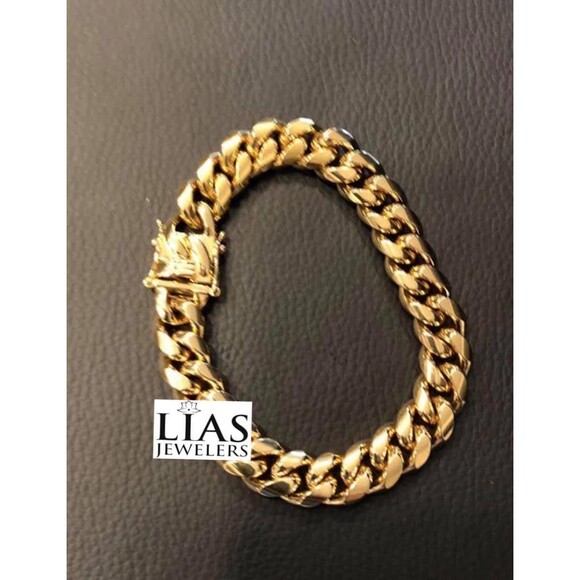 Other - New 18k yellow gold cuban link. Bracelet
